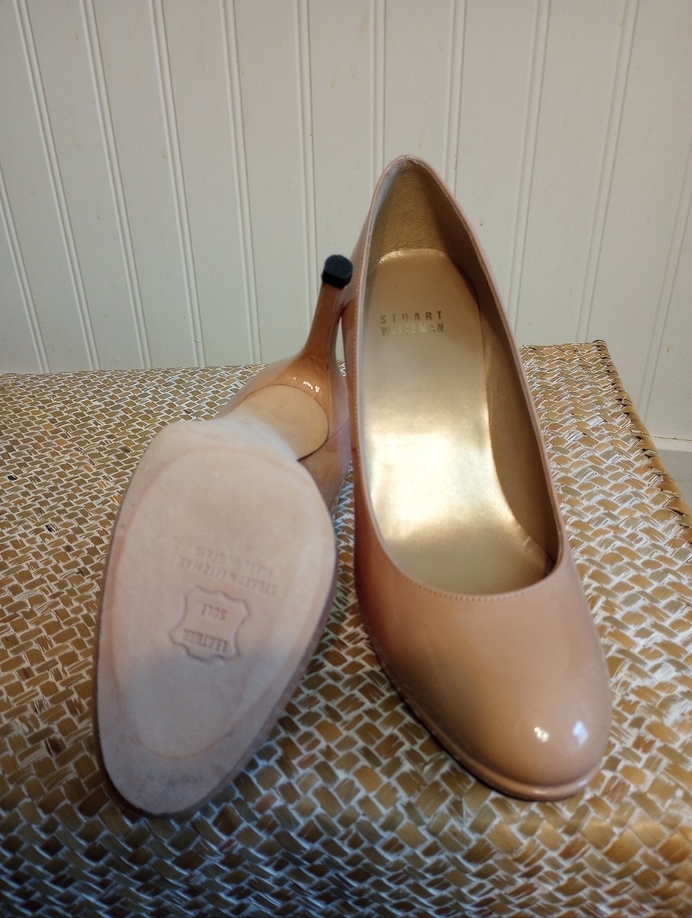 Stuart Weitzman Nude Patent Leather Heels Pumps Size 5.5 EUC - Picture 8 of 15